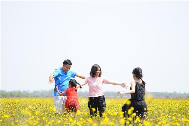 du-lich-dong-thap-1332022-1647179948.jpg