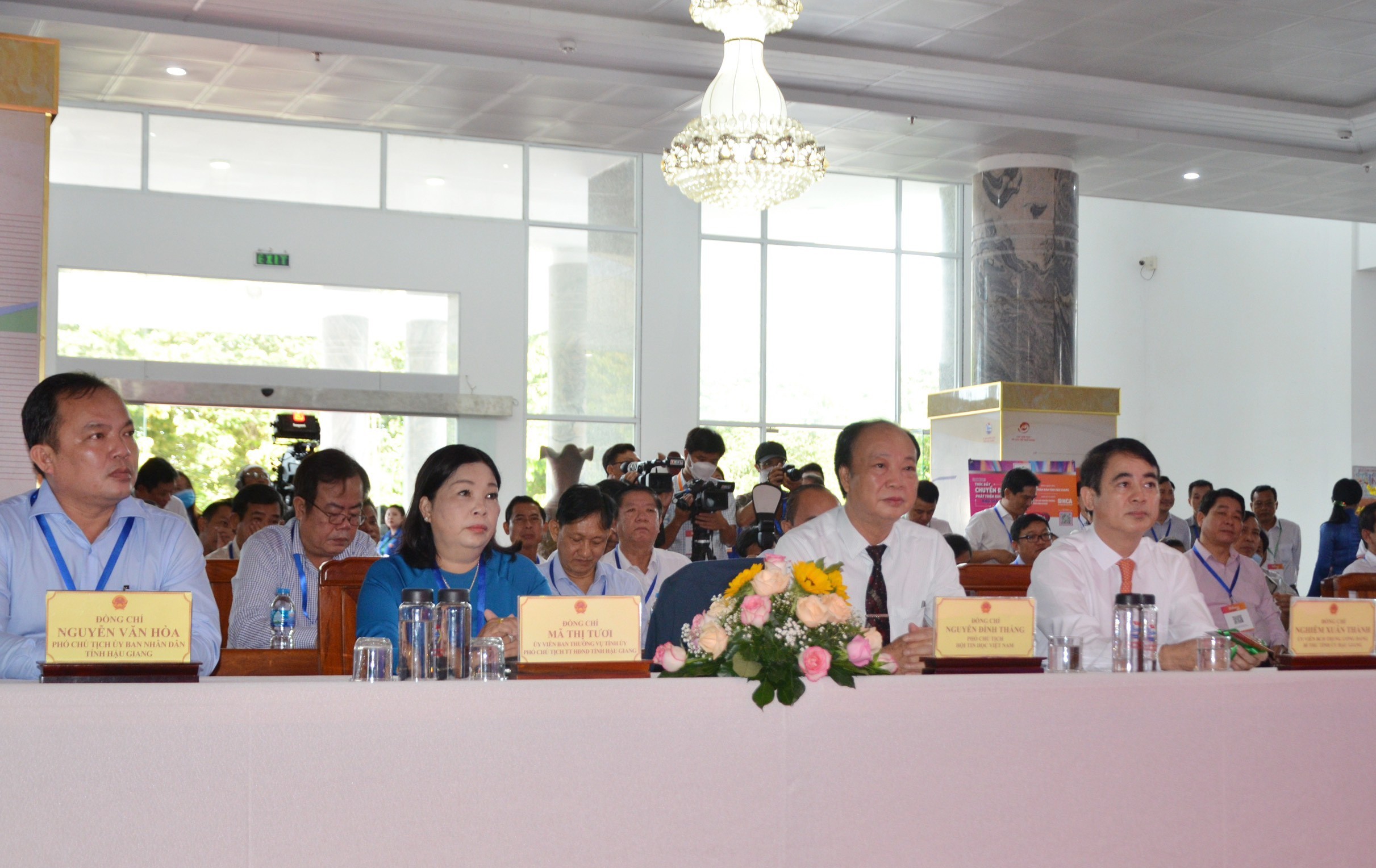 anh-02-2-1657166840-1657243132.jpg