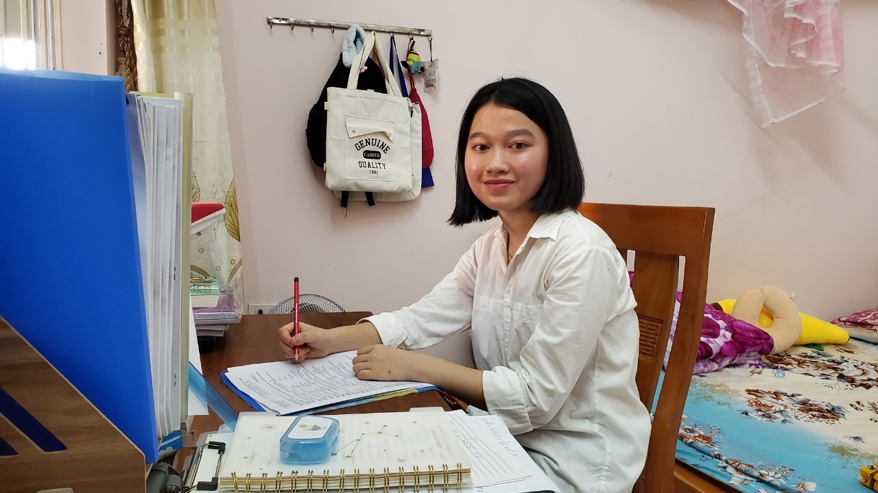 thu-van-1658747973.jpg