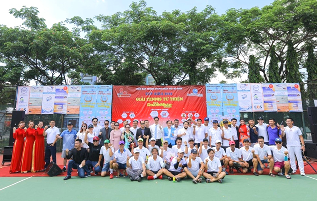 clb-doanh-nhan-sai-gon-to-chuc-chuong-trinh-nguoi-truyen-lua-kndn-2-1665562290.png