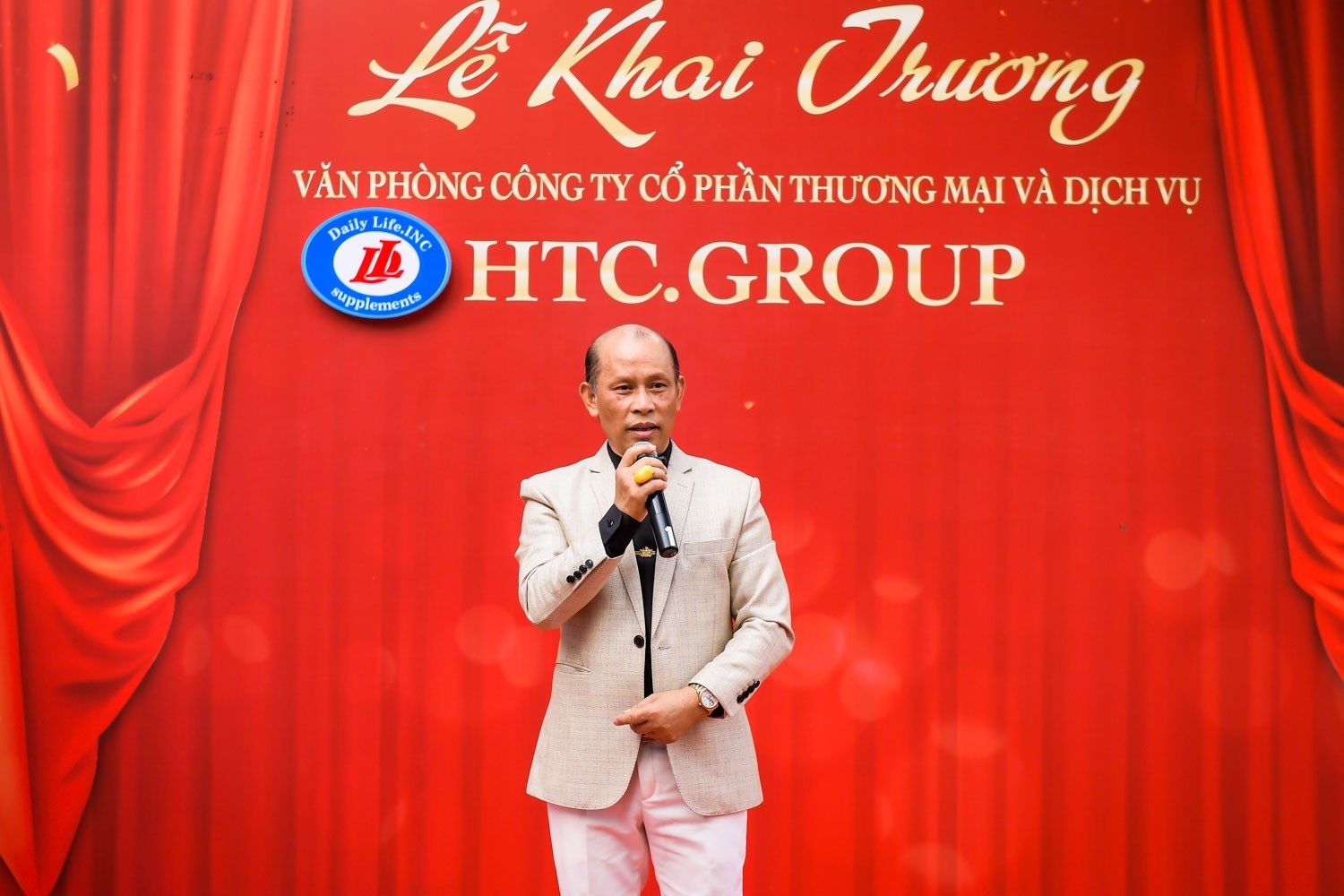 htc-6-1667744043-1667899586.jpg
