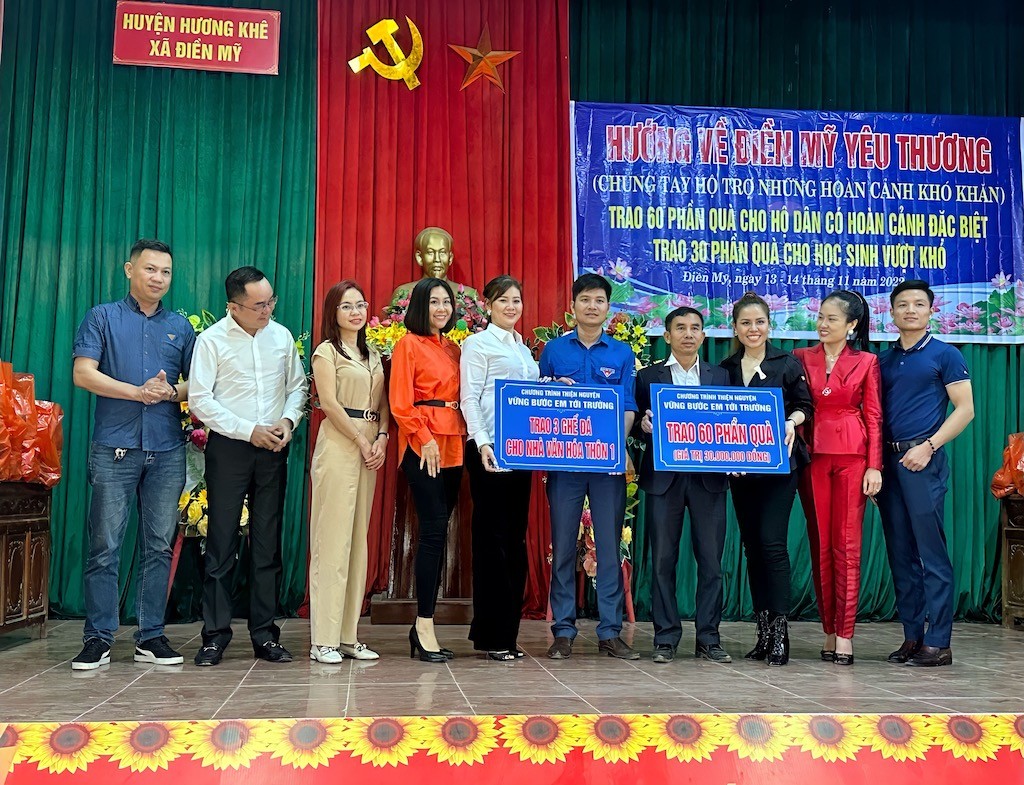 hoa-hau-doanh-nhan-toan-nang-chau-a-tu-thien-dien-my-1-1668417392.JPG