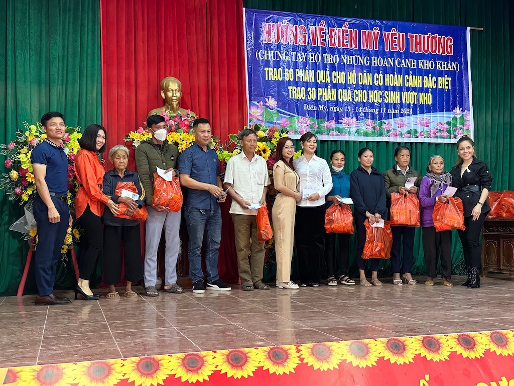 hoa-hau-doanh-nhan-toan-nang-chau-a-tu-thien-dien-my-5-1668417565.JPG