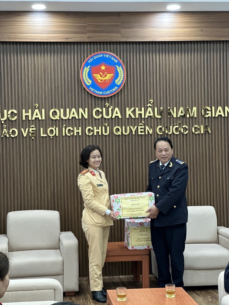trao-yeu-thuong-8-1673186409-1673226890.jpg