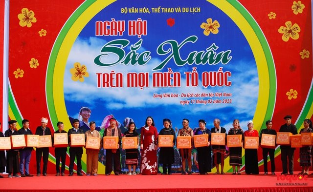 ngay-hoi-3-1676099556307108154797-1676114245.jpg