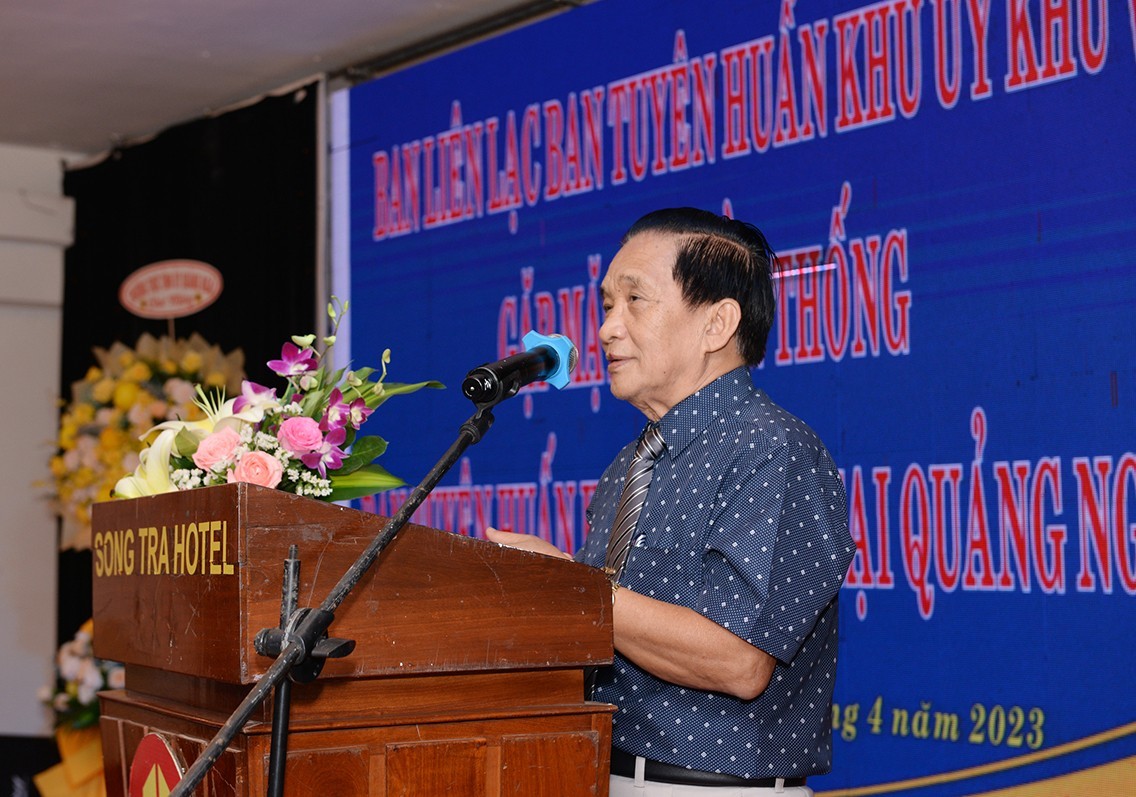 4-anh-pham-dinh-khoi-1681700564-1681720358.jpg