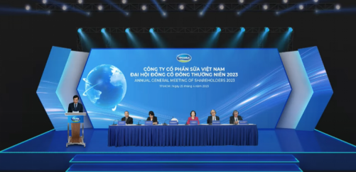 2404-tcbc-dai-hoi-co-dong-vinamilk-2023-final1381-1682424556-1682472598.png