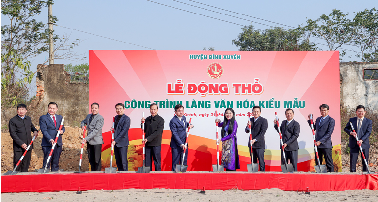 lvhkm-tam-quang-1692800488-1692840945.png