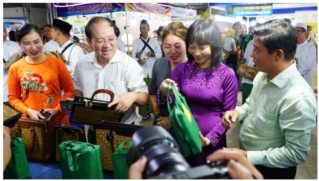 10-an-giang-1758985339-1759157256.jpg
