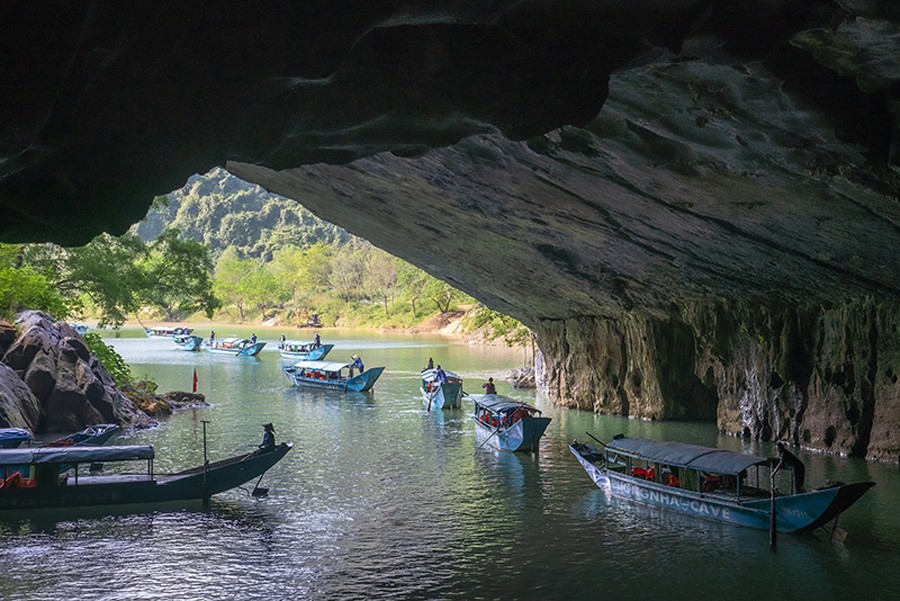 vuon-quoc-gia-phong-nha-ke-bang-1759462990.jpg