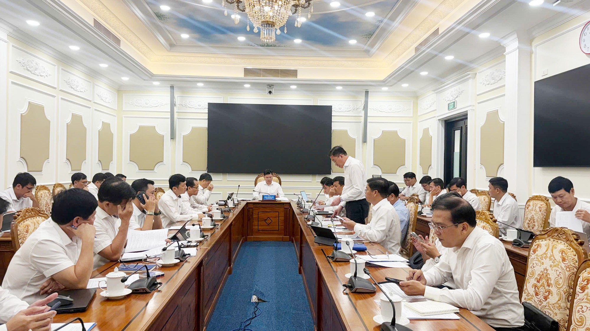 hoangnguyendinh12-10-2-1791873316.jpg