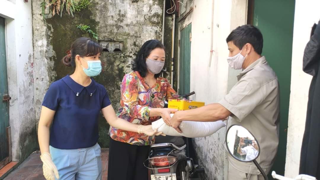 nhom-thien-nguyen-ong-cha3-1629635016-1629648274.jpg