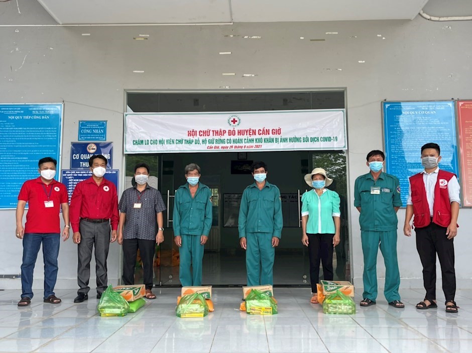 25-09-2021-chuyen-xe-nghia-tinh-can-gio-cham-lo-cac-ho-giu-rung-bi-anh-huong-boi-dich-benh-5ebe7098-details-1632647658.jpg