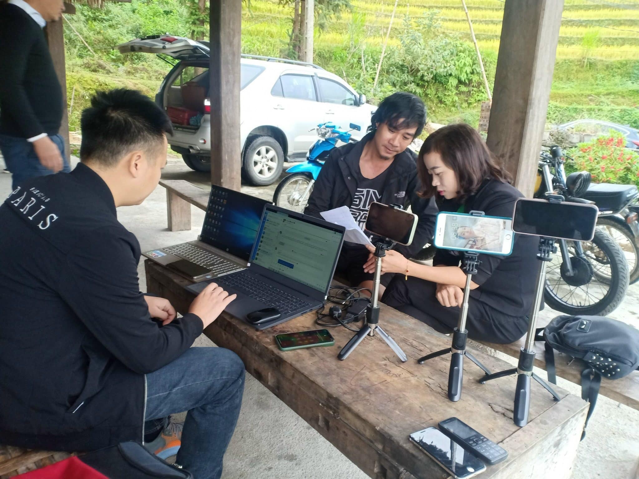 xuc-tien-online-1635085965-1635125580.jpg