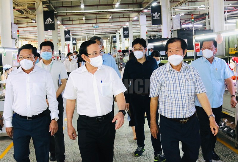 09-11-2021-dam-bao-san-xuat-an-toan-phoi-hop-thuc-hien-nha-luu-tru-cho-cong-nhan-lao-dong-cb36be82-details-1636455418.jpg