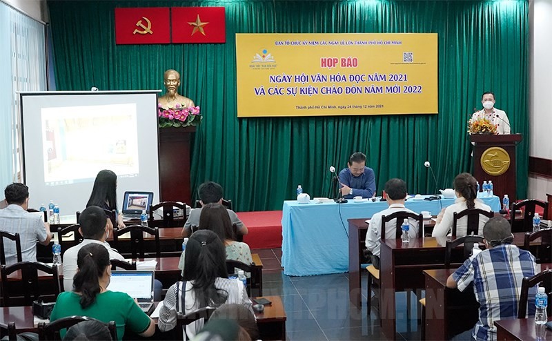 24-12-2021-ngay-hoi-van-hoa-doc-tphcm-nam-2021-tang-cuong-trai-nghiem-thuc-te-ao-cho-nguoi-dan-va-ban-doc-b77f309-details-1640393179.jpg