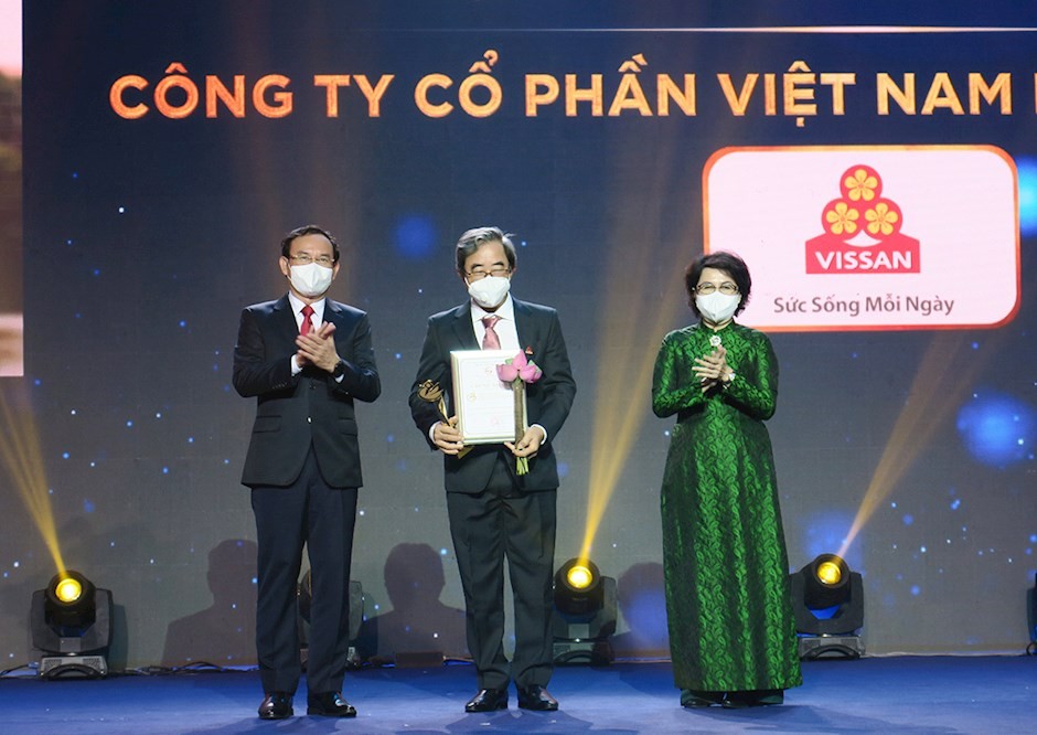 06-01-2022-ton-vinh-30-doanh-nghiep-nhan-giai-thuong-thuong-hieu-vang-tphcm-nam-2021-7da24827-details-1641483752.jpg