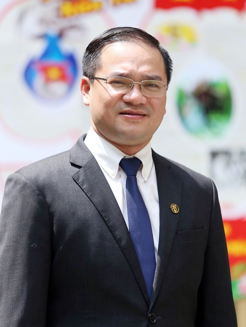 bi-thu-huyen-uy-my-duc-nguyen-ngoc-viet-1643646677-1643781218.jpg
