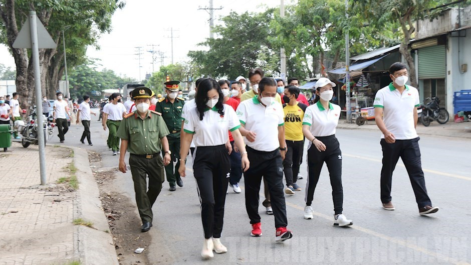 28-03-2022-huyen-hoc-mon-to-chuc-ngay-chay-olympic-vi-suc-khoe-toan-dan-nam-2022-6d8128f2-details-1648448600.jpg