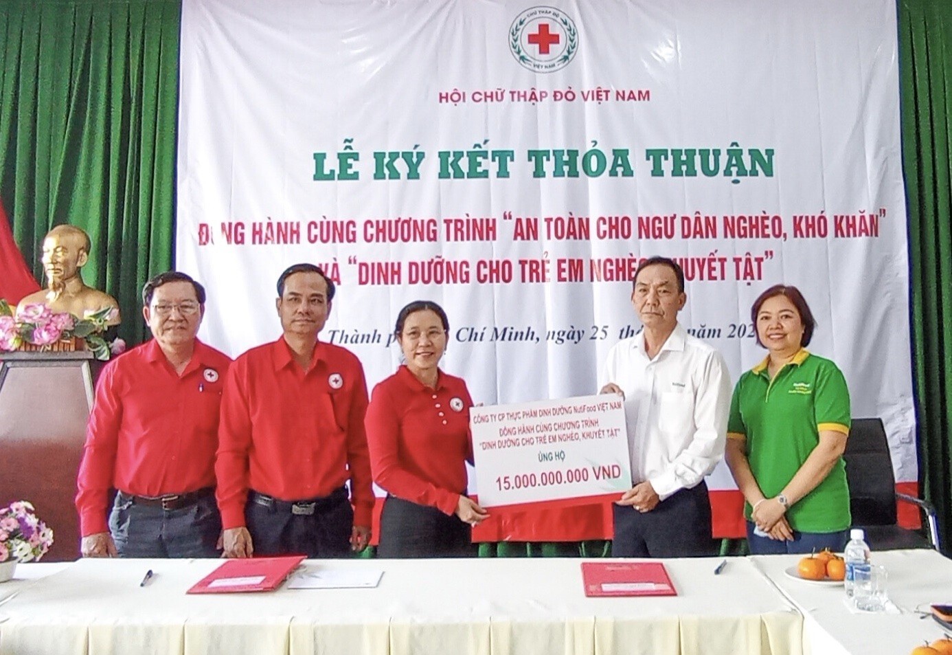le-ky-ket-tai-tro-nutifood-hoi-chu-thap-do-vn-1650946436-1-1650948766.jpg