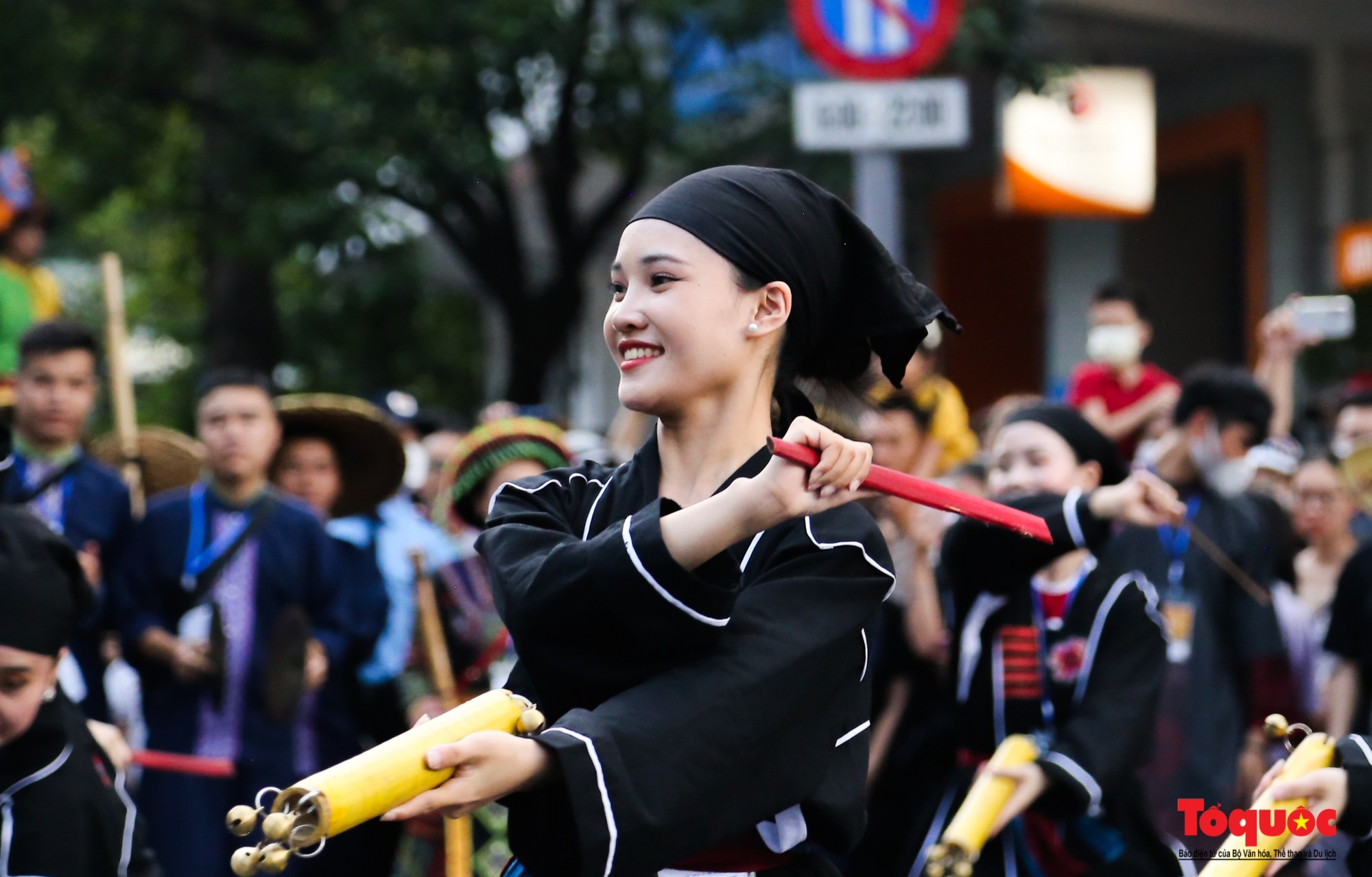 le-hoi-duong-pho-festival-hue-31-1656302465013530558458-1668558973370-1668558973478501842277-1668563031.jpg