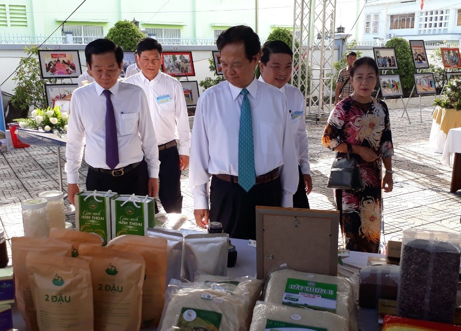4-kien-giang-chu-trong-1671377782-1671418844.jpg