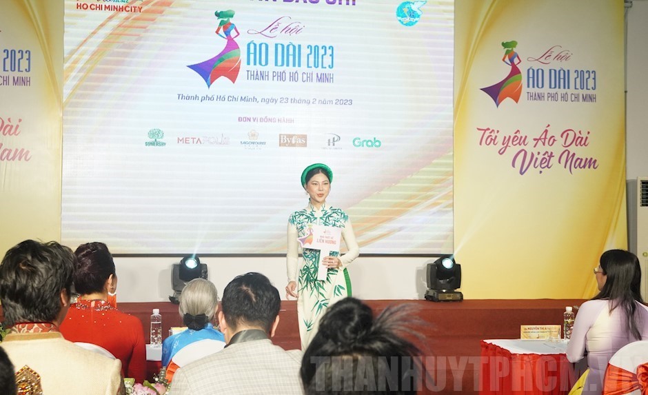 23-02-2023-le-hoi-ao-dai-2023-phat-huy-gia-tri-van-hoa-truyen-thong-tang-tinh-trai-nghiem-c-270471b0-details-1678069588.jpg