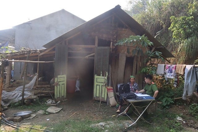 nhieu-nguoi-nhap-vien-tu-vong-sau-khi-uong-ruou-thuoc-tu-ngam-1681187130.jpeg