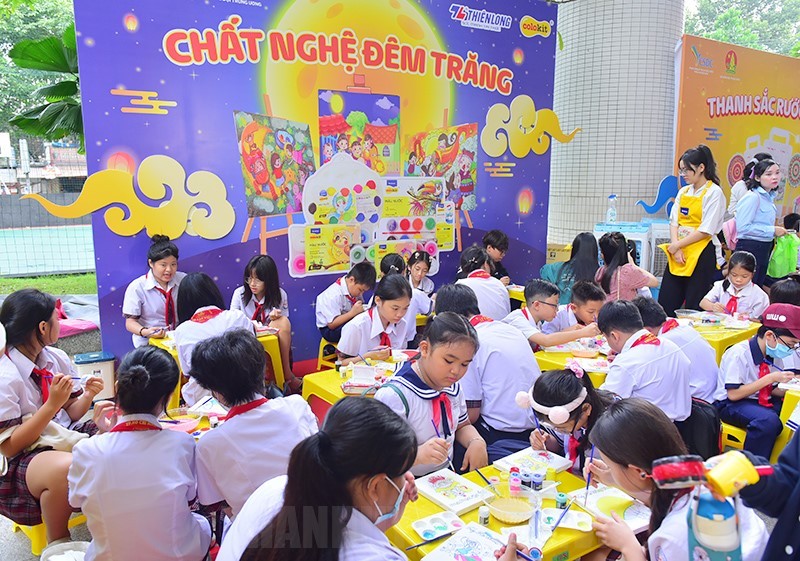 24-09-2023-trao-giai-cuoc-thi-ve-tranh-danh-cho-thieu-nhi-voi-chu-de-thieu-nhi-viet-nam-lam-nghin-viec-tot-46a89590-details-1695687672.jpg