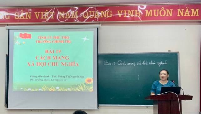 hanh-co-giao-giang-1695908906-1696062076.png
