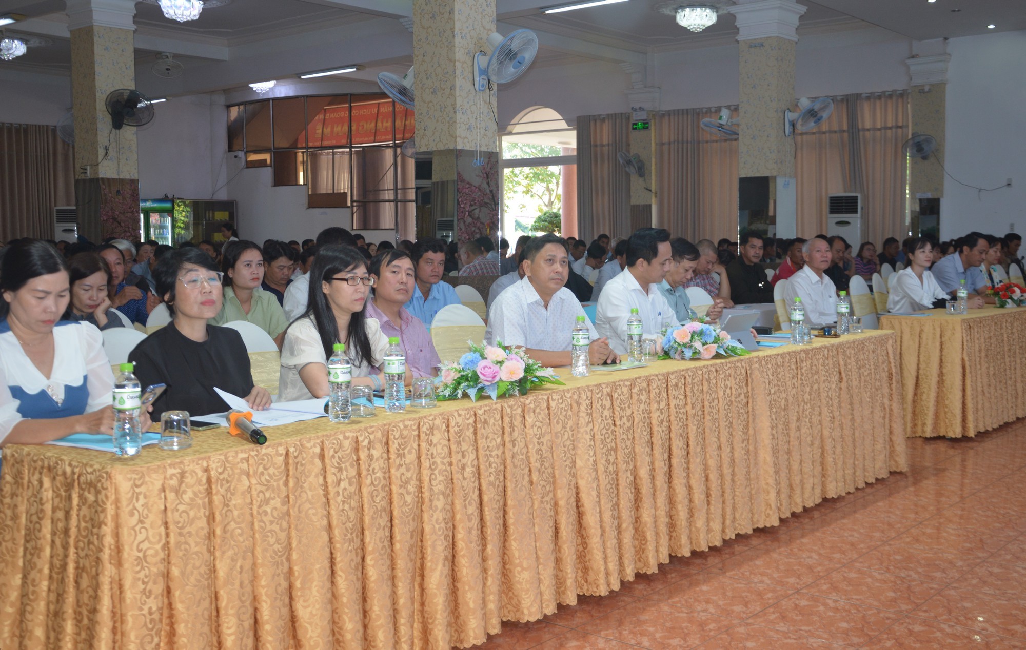 vn23637457-1698367780.jpg