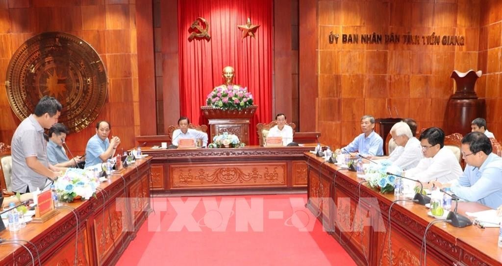 125139-bo-nong-nghiep-va-phat-trien-nong-thon-lam-viec-voi-ubnd-tinh-tien-giang-1702545417-1-1702549084.jpg