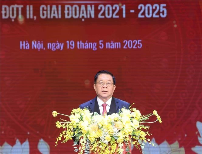 20-05-2025-trao-giai-sang-tac-ve-hoc-tap-va-lam-theo-tu-tuong-dao-duc-phong-cach-ho-chi-minh-6f7585a9-details-1747756236.jpg