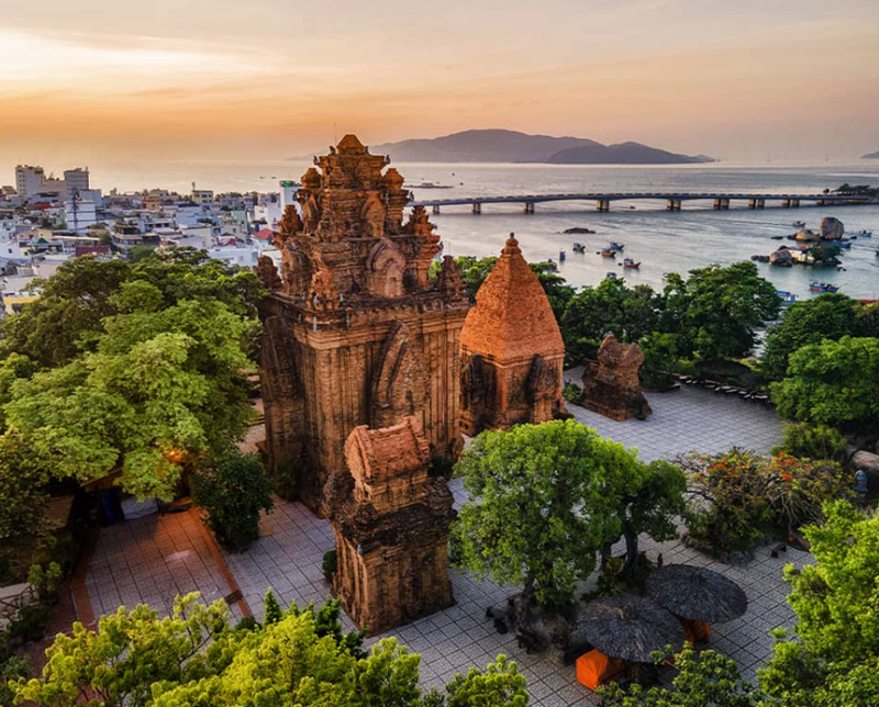 tapchinghiencuuphathoc-thap-ba-ponagar-khanh-hoa-giao-thoa-tin-nguong-va-phat-giao-giua-long-di-san-champa-1-1752220040-1760156178.png