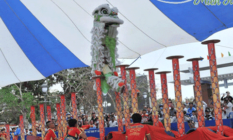 Cần Thơ giành giải nhất Giải Lân sư rồng toàn quốc 2015