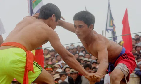 Tìm về cội nguồn lễ hội vật Làng Sình