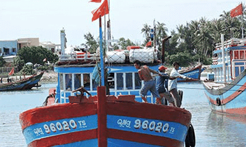 Ngư dân Khánh Hòa mở cửa biển ra Trường Sa