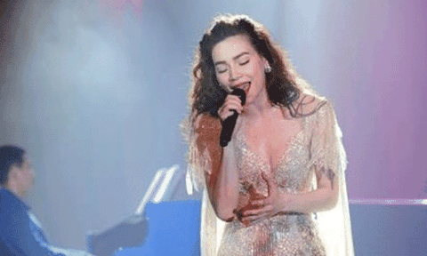  Hà Hồ, Hà Trần đi lên bằng cách nào?