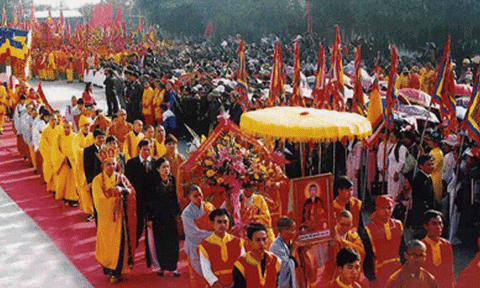 Lễ hội chùa Côn Sơn