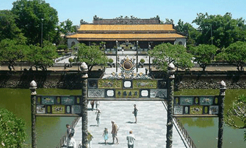 Quần thể Di tích cố đô Huế