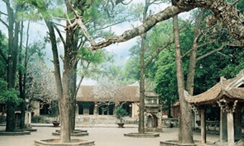 Di tích lịch sử và kiến trúc nghệ thuật Côn Sơn - Kiếp Bạc