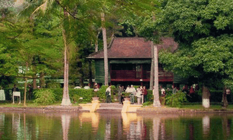Di tích lịch sử Khu lưu niệm Chủ tịch Hồ Chí Minh tại Phủ Chủ tịch