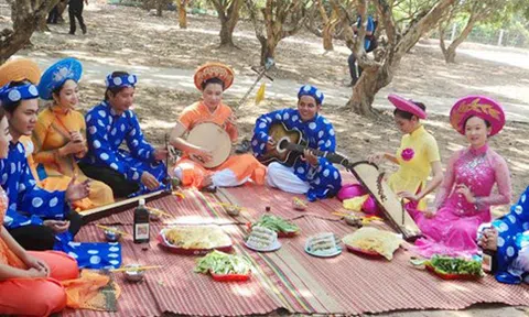 Câu lạc bộ Đờn ca tài tử, nơi người dân thỏa niềm đam mê