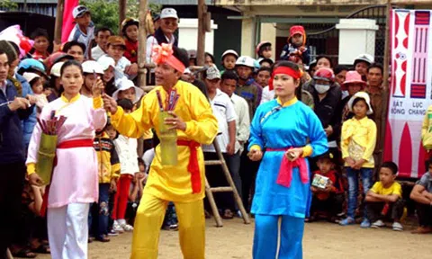 Trình UNESCO công nhận Nghệ thuật Bài Chòi là di sản văn hóa nhân loại