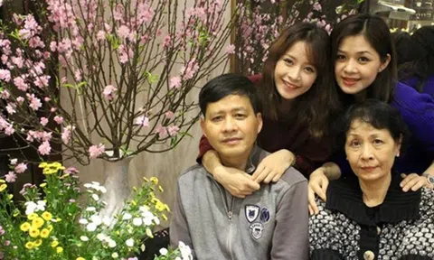  Bố mẹ “bình dân” và chị gái xinh đẹp của Chi Pu