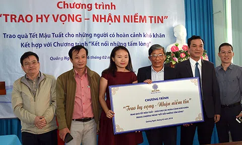 Quảng Ngãi: 346 suất quà tết cho những người có hoàn cảnh đặc biệt khó khăn