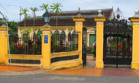 Nét đẹp những cổ vật vô giá nơi nhà cổ Bình Thủy