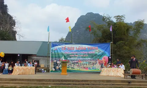 Đặc sắc Lễ hội lồng tông ở Bản Cuống xã Minh Quang 