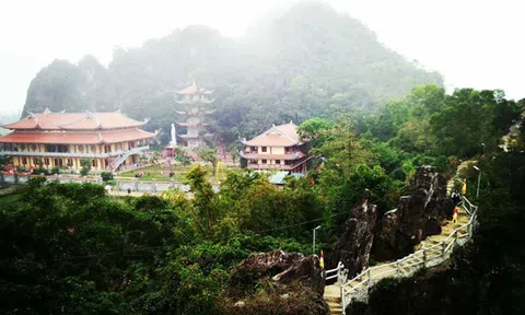 Vẻ đẹp tâm linh ẩn mình bên lèn Hố Lĩnh ở xứ Nghệ