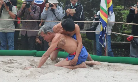 Sôi nổi hội vật truyền thống ở làng Thủ Lễ, TT Huế